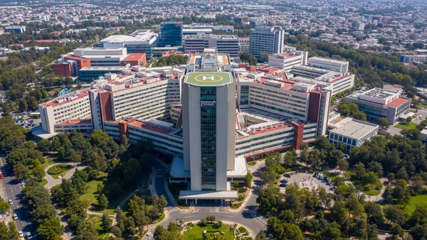 Vista panorámica de Hospital Médica Sur en Ciudad de México — Hospital Médica Sur